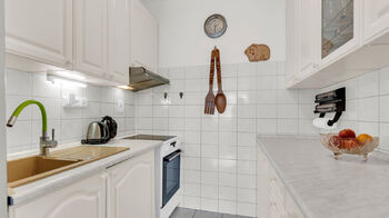 Prodej bytu 2+kk v osobním vlastnictví 43 m², Praha 10 - Horní Měcholupy