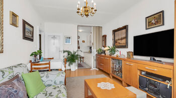 Prodej bytu 2+kk v osobním vlastnictví 43 m², Praha 10 - Horní Měcholupy