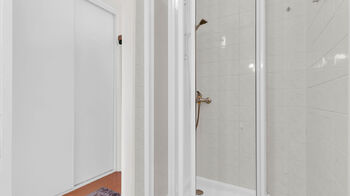 Prodej bytu 2+kk v osobním vlastnictví 43 m², Praha 10 - Horní Měcholupy