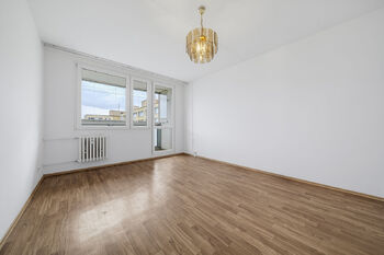 Prodej bytu 3+1 v osobním vlastnictví 70 m², Praha 5 - Stodůlky