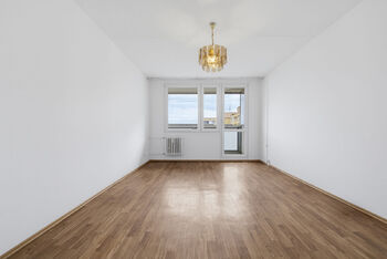 Prodej bytu 3+1 v osobním vlastnictví 70 m², Praha 5 - Stodůlky