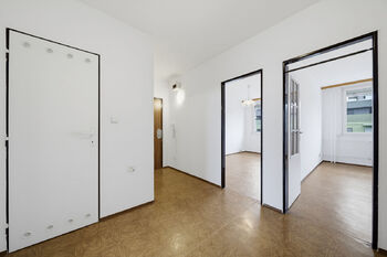 Prodej bytu 3+1 v osobním vlastnictví 70 m², Praha 5 - Stodůlky