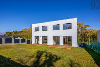 Prodej domu 178 m², Vodochody