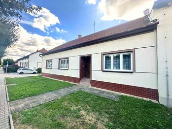 Prodej domu 124 m², Hrušky