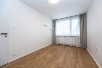 Pronájem bytu 3+kk v osobním vlastnictví 68 m², Praha 8 - Kobylisy