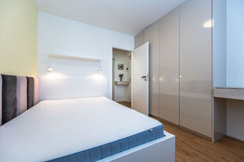 Pronájem bytu 3+kk v osobním vlastnictví 68 m², Praha 8 - Kobylisy