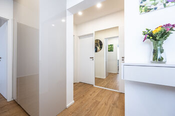 Pronájem bytu 3+kk v osobním vlastnictví 68 m², Praha 8 - Kobylisy