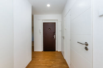 Pronájem bytu 3+1 v osobním vlastnictví 74 m², Praha 4 - Záběhlice