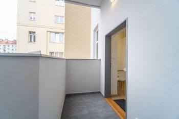 Pronájem bytu 1+1 v osobním vlastnictví 31 m², Praha 9 - Libeň