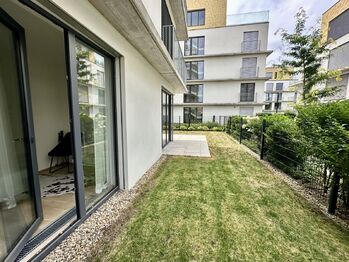 Pronájem bytu 2+kk v osobním vlastnictví 46 m², Praha 4 - Hodkovičky