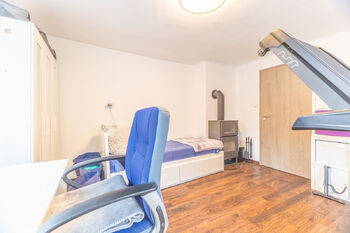 dětský pokoj - Prodej domu 160 m², Karlova Ves
