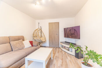 obývací pokoj - Prodej domu 160 m², Karlova Ves