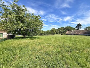 Prodej pozemku 1265 m², Hošťalovice