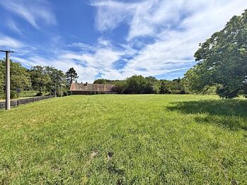 Prodej pozemku 1265 m², Hošťalovice