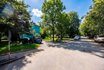 Prodej bytu 2+1 v osobním vlastnictví 43 m², Praha 10 - Uhříněves