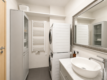 Prodej bytu 3+kk v osobním vlastnictví 74 m², Praha 9 - Hostavice