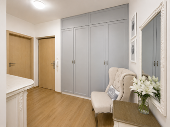 Prodej bytu 3+kk v osobním vlastnictví 74 m², Praha 9 - Hostavice