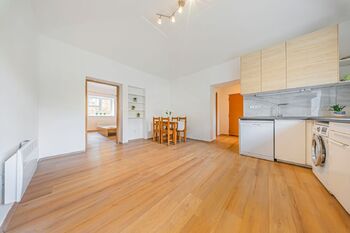 Prodej bytu 2+kk v osobním vlastnictví 43 m², Hostivice