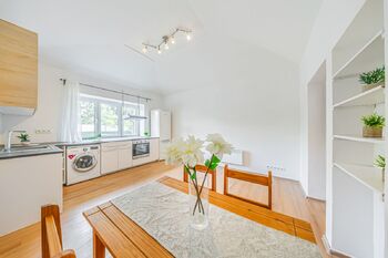Prodej bytu 2+kk v osobním vlastnictví 43 m², Hostivice