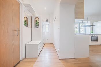 Prodej bytu 2+kk v osobním vlastnictví 43 m², Hostivice