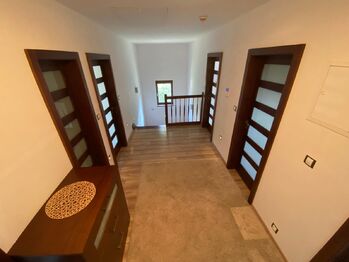 Pronájem domu 450 m², Praha 6 - Nebušice