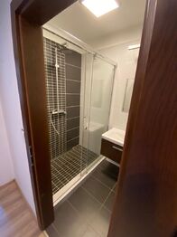 Pronájem domu 450 m², Praha 6 - Nebušice
