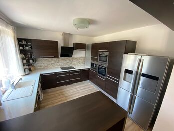 Pronájem domu 450 m², Praha 6 - Nebušice