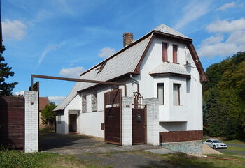Pohled z ulice - Prodej domu 160 m², Velemín 