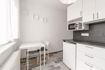 Pronájem bytu 1+1 v osobním vlastnictví 36 m², Praha 10 - Záběhlice