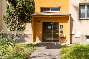 Pronájem bytu 1+1 v osobním vlastnictví 36 m², Praha 10 - Záběhlice