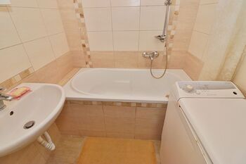 Pronájem bytu 3+1 v osobním vlastnictví 64 m², Pardubice