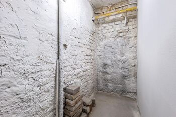 Pronájem skladovacích prostor, Praha 5 - Smíchov