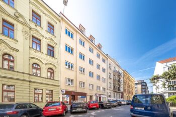 Pronájem skladovacích prostor, Praha 5 - Smíchov