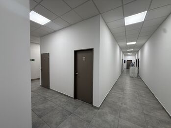 chodba - Pronájem kancelářských prostor 26 m², Prachatice