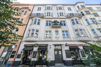 Prodej bytu 1+1 v osobním vlastnictví 56 m², Praha 10 - Vršovice