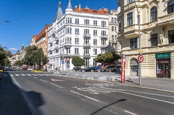 Prodej bytu 1+1 v osobním vlastnictví 56 m², Praha 10 - Vršovice