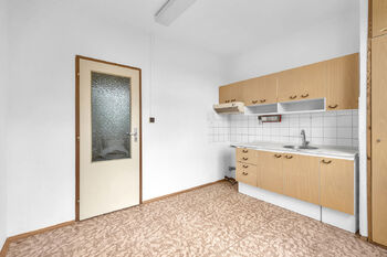 Byt 3+1, Mírová, Rychnov nad Kněžnou - kuchyň - Prodej bytu 3+1 v osobním vlastnictví 71 m², Rychnov nad Kněžnou