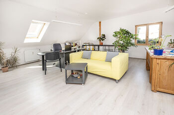Pronájem kancelářských prostor 75 m², Písek