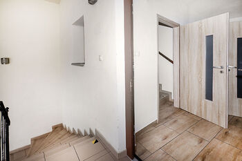 Pronájem kancelářských prostor 75 m², Písek