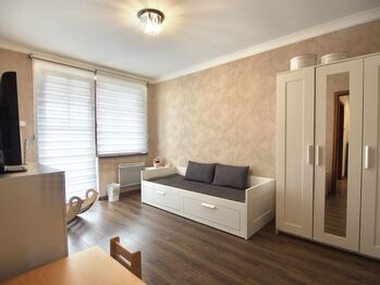 Dětský pokoj - Prodej domu 126 m², Bystřice
