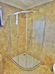 Koupelna s WC - Prodej domu 126 m², Bystřice