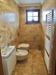 Samostatné WC - Prodej domu 126 m², Bystřice