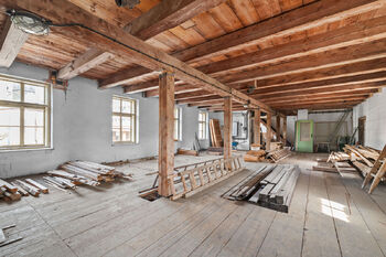 Prodej nájemního (činžovního) domu 1123 m², Jindřichův Hradec