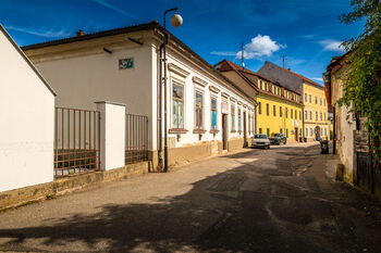Prodej nájemního (činžovního) domu 1123 m², Jindřichův Hradec
