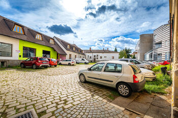 Prodej nájemního (činžovního) domu 1123 m², Jindřichův Hradec