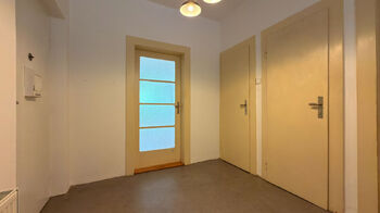 Chodba - Pronájem bytu 3+kk v osobním vlastnictví 78 m², Hradec Králové