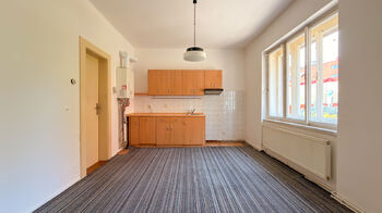 Kuchyň - Pronájem bytu 3+kk v osobním vlastnictví 78 m², Hradec Králové