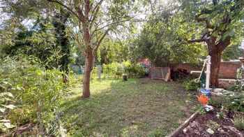 Zahrada - Pronájem bytu 3+kk v osobním vlastnictví 78 m², Hradec Králové