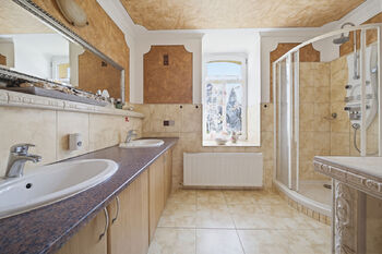 Prodej domu 410 m², Odrava