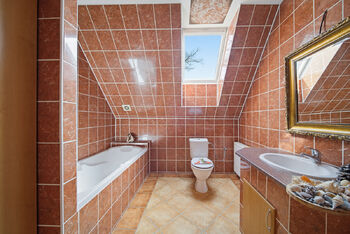 Prodej domu 410 m², Odrava